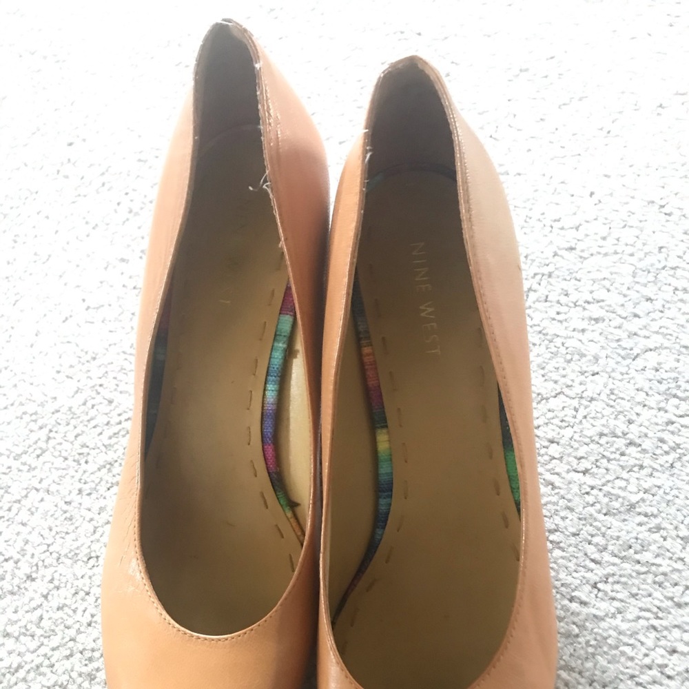 Shoes - Picture 2 of 5
